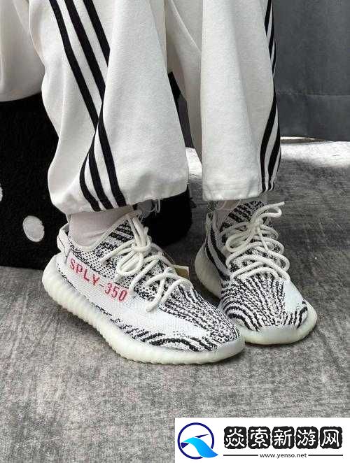 yeezy380-一款极具个性与时尚魅力的潮流鞋款