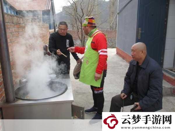 炖肉计是今海棠：炖肉计：海棠新篇-味道与情感的交织